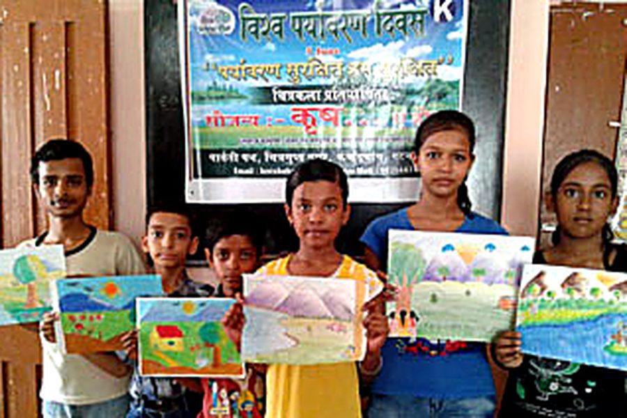 Art & craft training at KRRISH